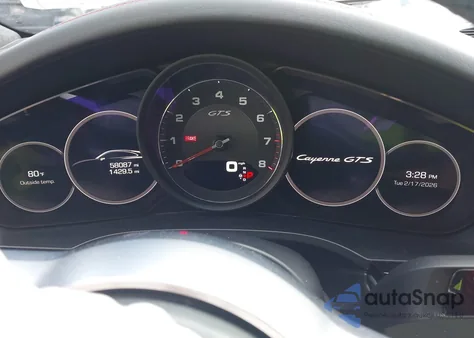 2021 Porsche Cayenne Coupe Gts z USA, uszkodzony, nr VIN WP1BG2AY5MDA49860